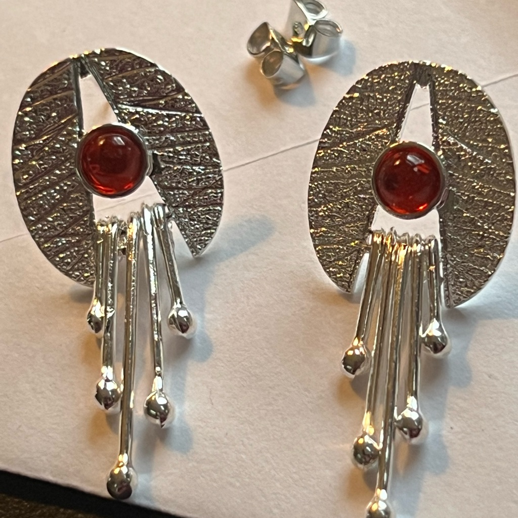 Vintage Style Earrings 12$